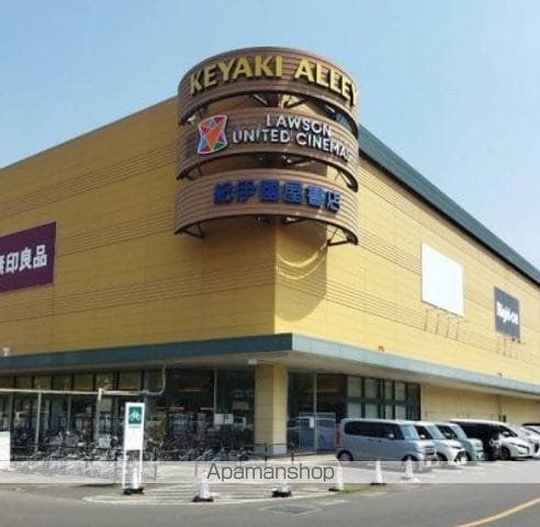 レオパレススリーホークスの周辺写真