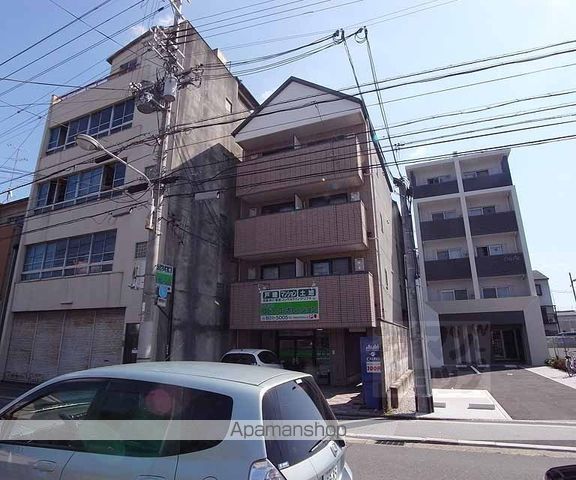 アルティスタ三条の外観写真