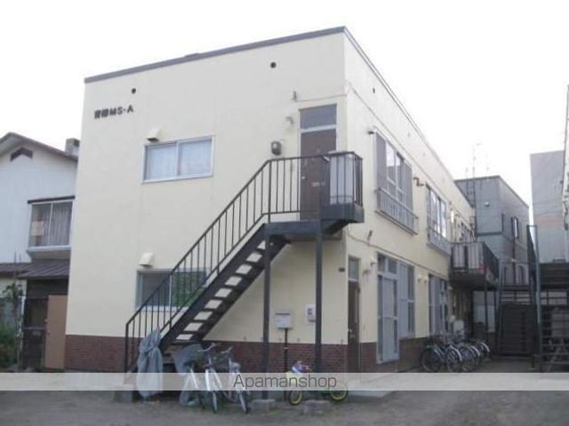 青柳マンションAの外観写真