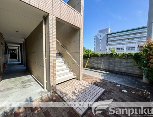 BAYSIDEエスポワールの玄関写真