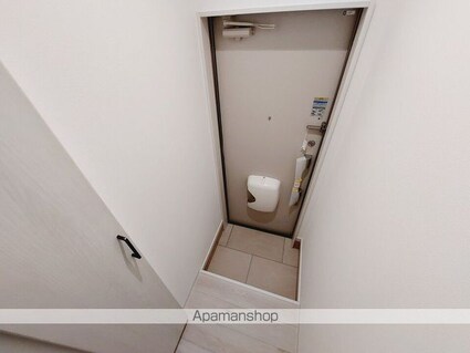 ＧＡＬＬＥＲＹ　ＨＯＵＳＥ米湊　Ａ棟[1LDK/36.83m2]の玄関