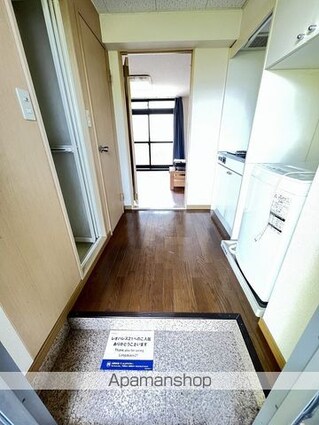 レオパレスアール[1K/23.18m2]の玄関