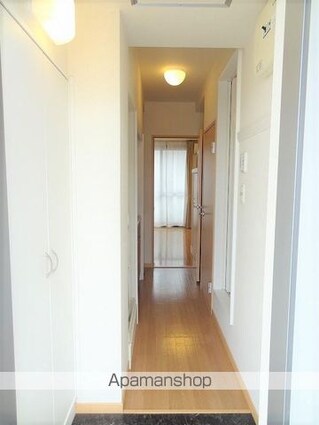 レオパレスオリーブ４８[1K/20.81m2]の玄関