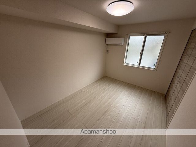 アレテー開出の内装写真