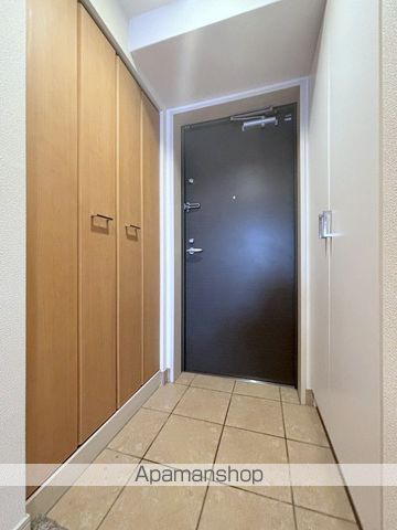 レジデンス本町UTUBOKOUENの内装写真
