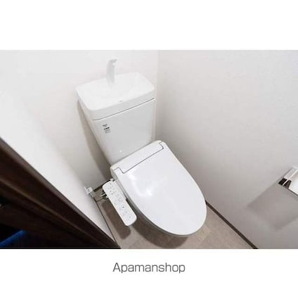 ザ・グラヴィティ新宿[2LDK/49.01m2]のトイレ