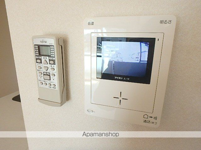 TIIDAの内装写真