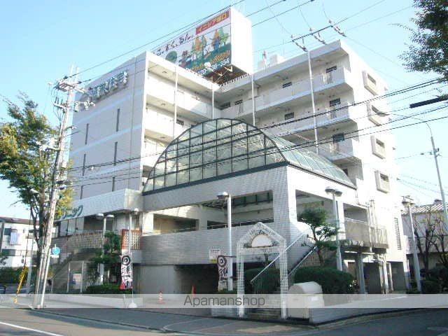 ロイヤルハイツつかしんの外観写真