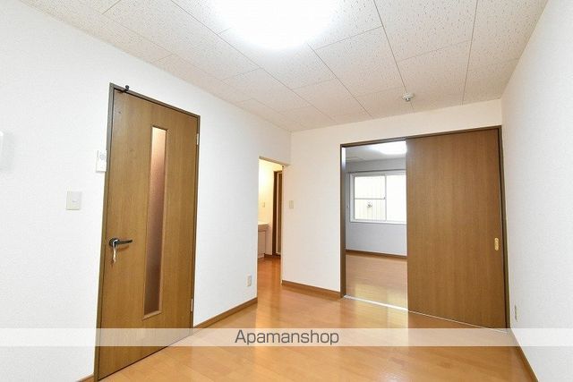 セブネイト栄通の内装写真