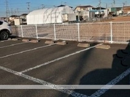レオパレスメゾン前沖[1K/21.81m2]の駐車場