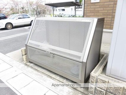 レトワール[2LDK/65.89m2]の外観3