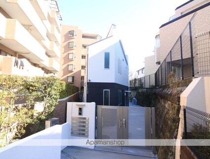 アーベインテラス中野[1LDK/42.08m2]の外観2