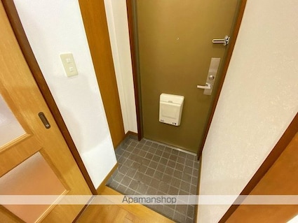 ビエント[1K/33.4m2]の玄関