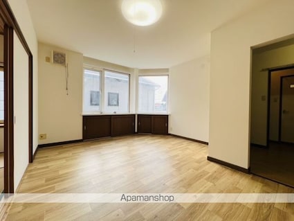 ジェイハウス[2LDK/55.04m2]のリビング・居間