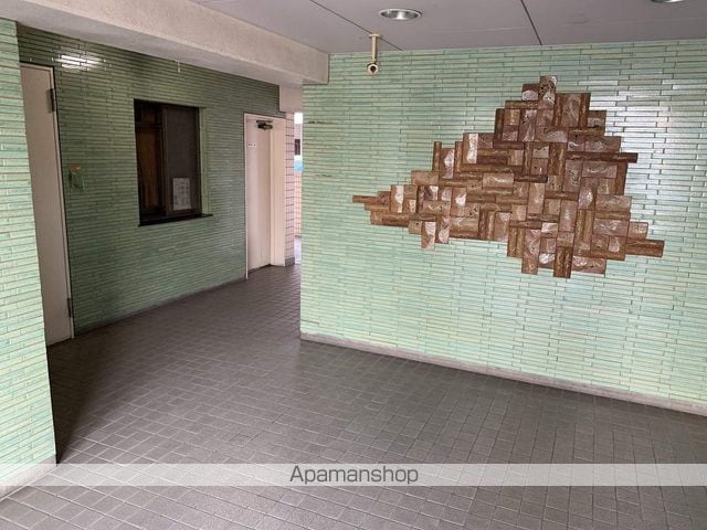 エクセルプラザの玄関写真
