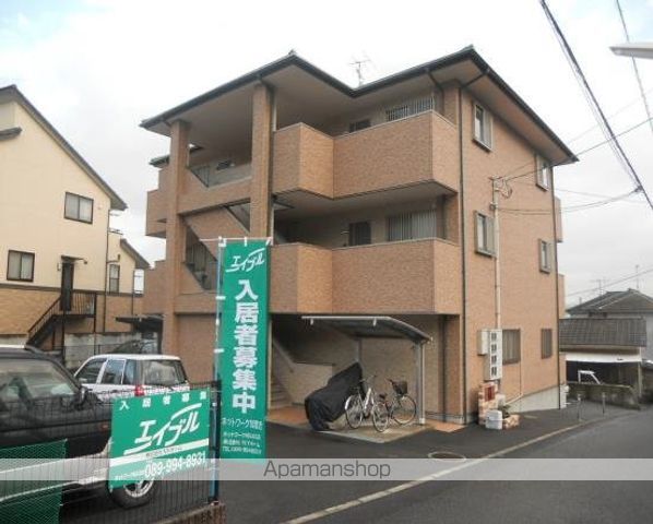 フォブール栗林の外観写真