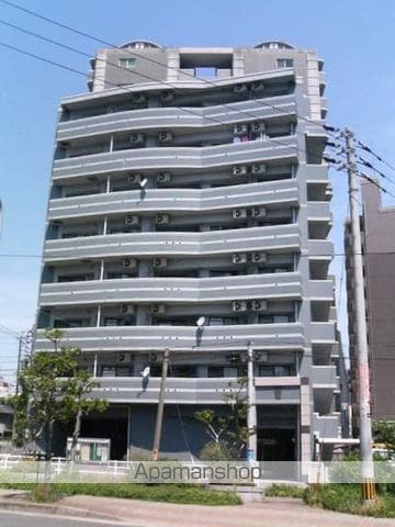 エルパルケ平尾の玄関写真