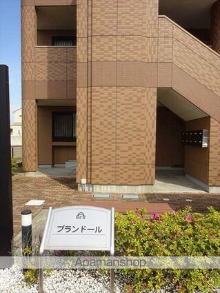 和歌山県和歌山市栗栖[1LDK/45.36m2]のエントランス3