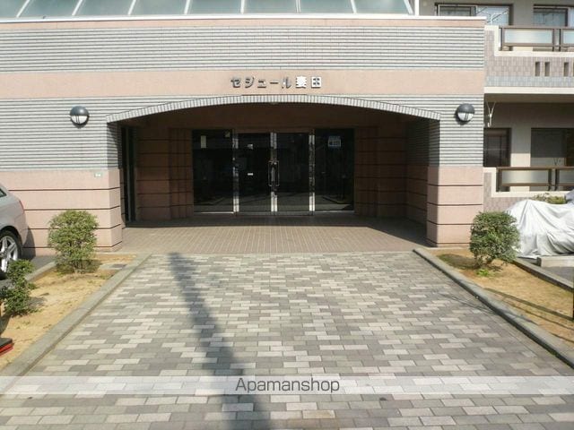 セジュール妻田の玄関写真