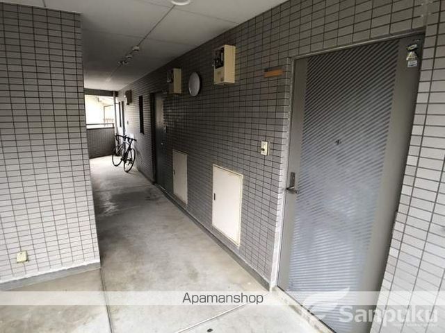コンフォート今市の玄関写真