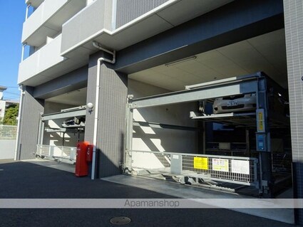 レジディア仙台原ノ町[1DK/33.4m2]の駐車場