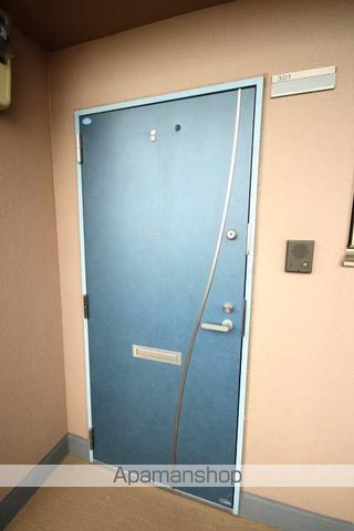 グランドゥールフレアの玄関写真