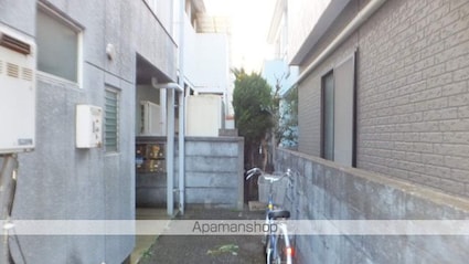 東京都三鷹市井口２丁目[1K/16.35m2]の共用部3