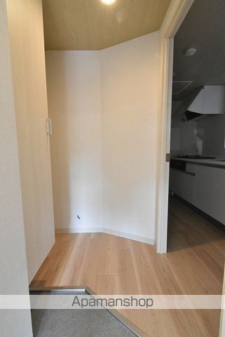 TRIPLE Mの内装写真