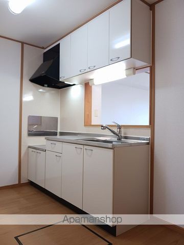 ＪＲ東海道本線 島田駅 バス乗車時間：44分 最寄りバス停で下車 徒歩9分 2階建 築21年の内装写真