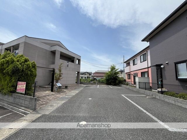 ケイソン[1K/26.25m2]の駐車場2