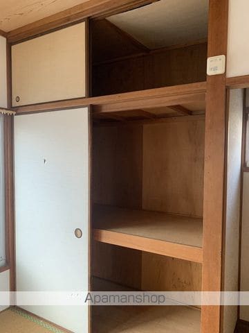 丸亀市 2階建 築49年の内装写真
