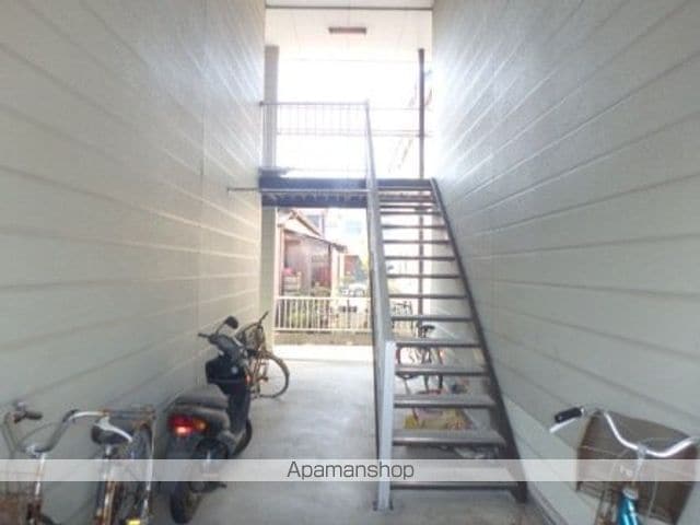 アクセスの玄関写真