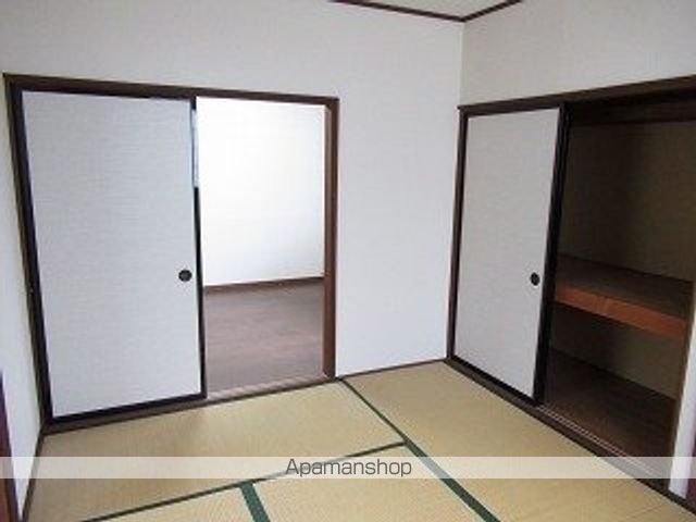 Yセフティの内装写真