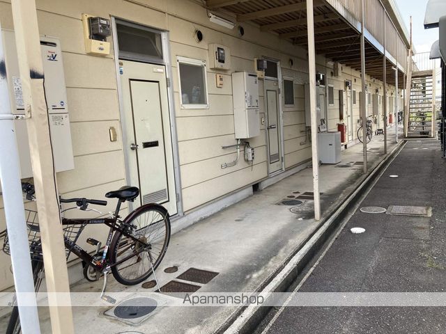 狐山ハイツIIの玄関写真