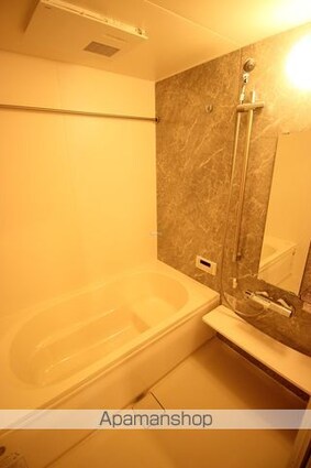 Ｄーｒｅｓｉｄｅｎｃｅ・Ｋ沖野上[3LDK/81.72m2]のバス