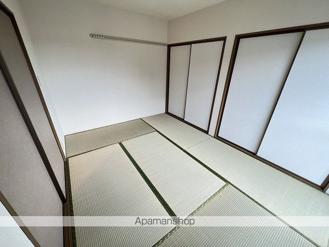 ロイヤルガーデン野口 A棟の内装写真