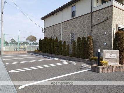 Ａ．Ｔ．Ｇａｒｄｅｎ[2LDK/57.21m2]の駐車場