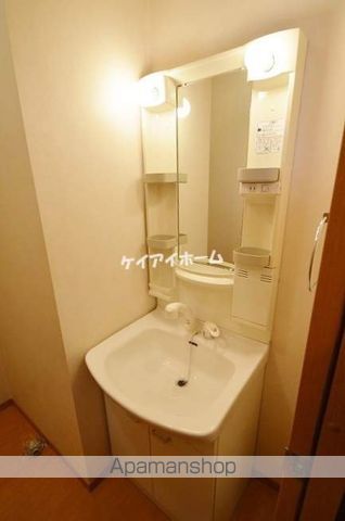 ラフィネ中島Aの内装写真