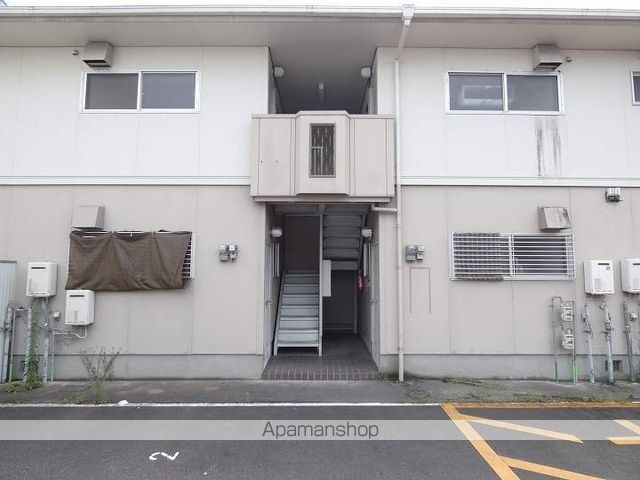 ハイツタウニィの玄関写真