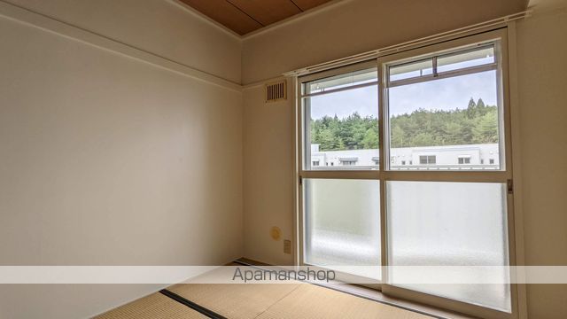 ビレッジハウス中田南1号棟の内装写真