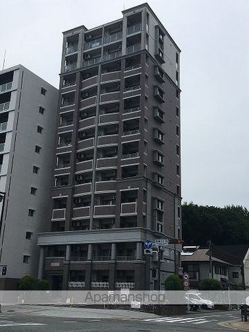 サムティ筥崎宮前の玄関写真