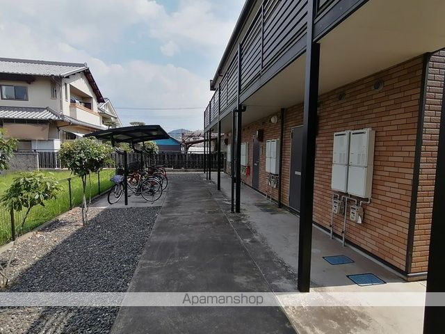 レオネクスト宙の玄関写真