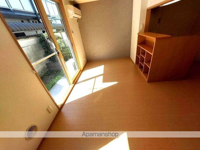 アバンティ Iの内装写真