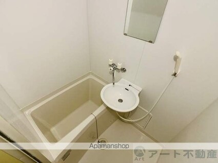 レオパレスメルベーユ　ノール[1K/28.02m2]のバス