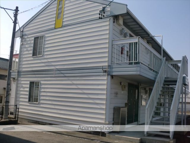 レジデンス大府中央の玄関写真