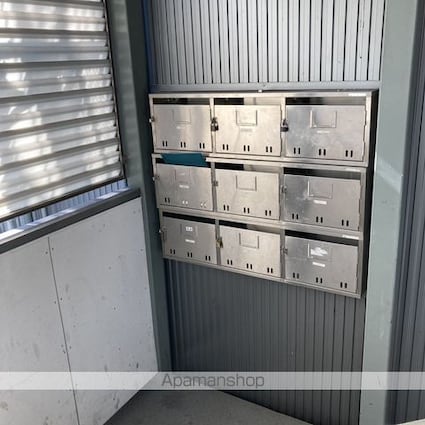 アルファニシモト[1K/31.39m2]のエントランス3