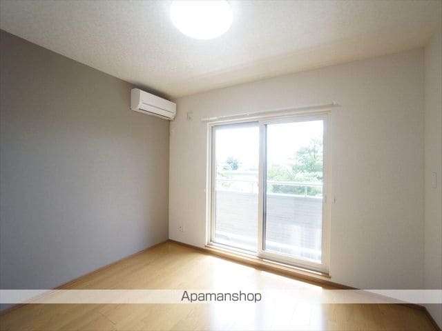 EAGLEXの内装写真