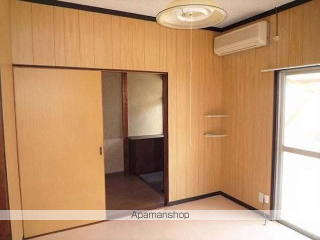 佐藤一戸建て2の内装写真