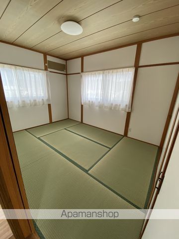 井原鉄道 早雲の里荏原駅 徒歩15分 2階建 築32年の内装写真