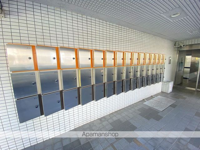 シルフィード平塚の玄関写真